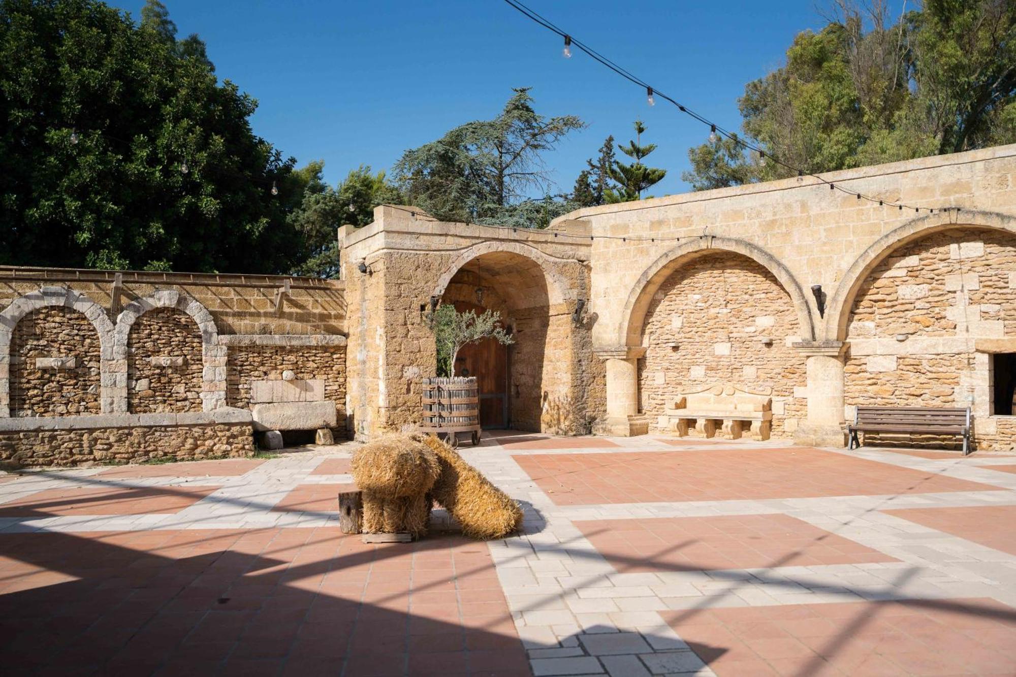 Antica Masseria Martuccio Mesagne Esterno foto